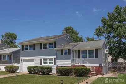 22 Webb Drive, Fords, NJ 08863 - Photo 1
