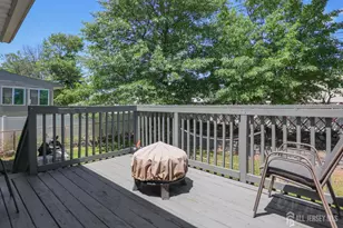 22 Webb Dr, Fords, NJ 08863 - Photo 11
