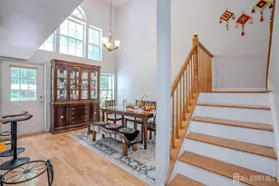 22 Amy Dr, North Brunswick Township, NJ 08902 - Photo 7