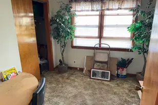 38 Wayne St, Edison, NJ 08817 - Photo 9