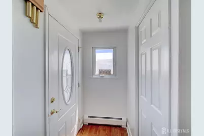 19 Jonquil Circle, Fords, NJ 08863 - Photo 3