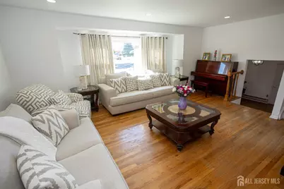 4 Avon Way, Sayreville, NJ 08859 - Photo 11