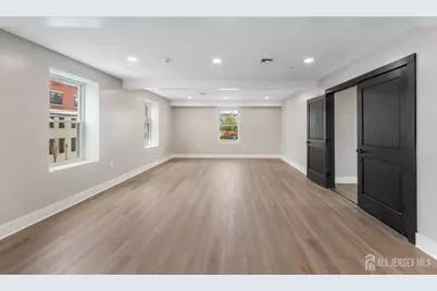 74 Main Street, Woodbridge Township, NJ 07095 - Photo 7