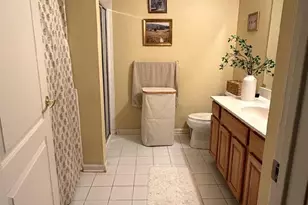 1216 Dogwood Ct, New Brunswick, NJ 08901 - Photo 9