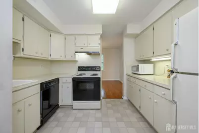 28 Countryside Drive, Bernards Township, NJ 07920 - Photo 3