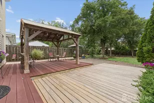 45 Walnut St, Edison, NJ 08817 - Photo 23