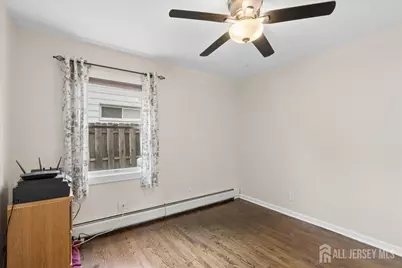 45 Walnut Street, Edison, NJ 08817 - Photo 15