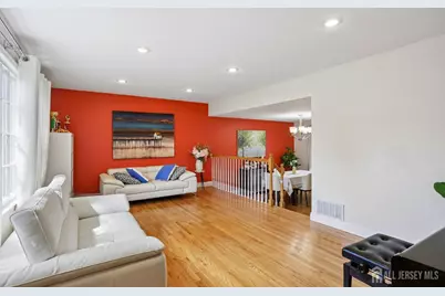 3 Chelsea Court, Edison, NJ 08820 - Photo 9