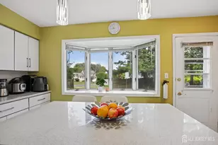 3 Chelsea Ct, Edison, NJ 08820 - Photo 23