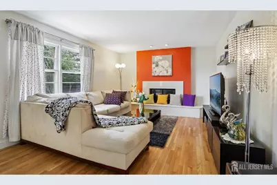 3 Chelsea Court, Edison, NJ 08820 - Photo 13