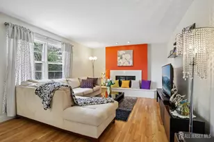 3 Chelsea Ct, Edison, NJ 08820 - Photo 13