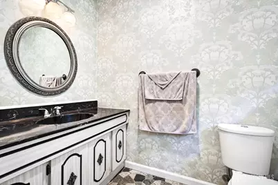 933 Franklin Avenue, South Plainfield, NJ 07080 - Photo 17