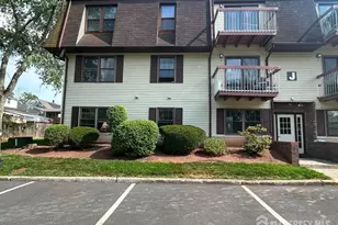 111 Orlando St, Edison, NJ 08817 - Photo 3
