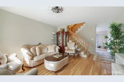 2 Park Row, North Brunswick Township, NJ 08902 - Photo 5