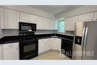140 Wyndham Place, Robbinsville, NJ 08691 - Photo 9