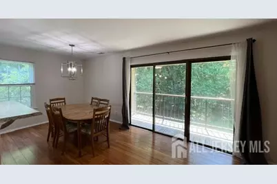 140 Wyndham Place, Robbinsville, NJ 08691 - Photo 5