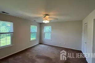 140 Wyndham Pl, Robbinsville, NJ 08691 - Photo 17