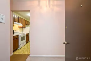 38 E Daisy Ln E, Mount Laurel, NJ 08054 - Photo 3