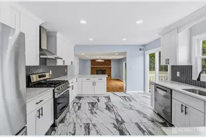 22 Edward Street, East Brunswick Township, NJ 08816 - Photo 17
