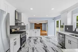22 Edward St, East Brunswick Township, NJ 08816 - Photo 17