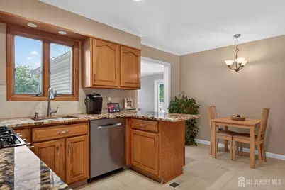 24 Deerwood Avenue, Edison, NJ 08817 - Photo 11