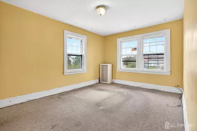 126 Jones Avenue, New Brunswick, NJ 08901 - Photo 13