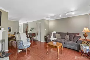 79-79 Chelsea Ct, Franklin Township, NJ 08873 - Photo 7