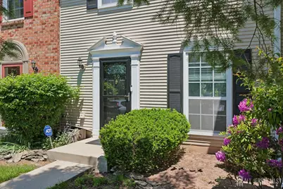 79-79 Chelsea Court, Franklin Township, NJ 08873 - Photo 3