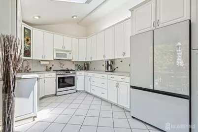 203 Central Avenue, Edison, NJ 08817 - Photo 9