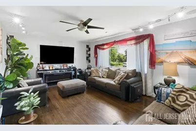 310 Pitt Street, South Plainfield, NJ 07080 - Photo 3