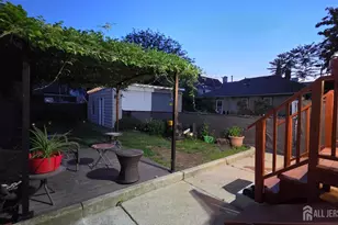 26 Harvey St, New Brunswick, NJ 08901 - Photo 15