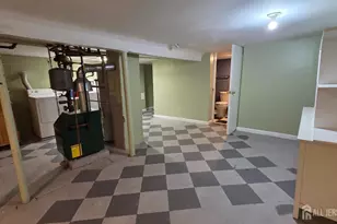 26 Harvey St, New Brunswick, NJ 08901 - Photo 21