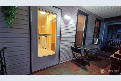 26 Harvey Street, New Brunswick, NJ 08901 - Photo 3