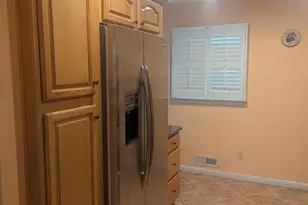 [Address not provided], Woodbridge Township, NJ 07095 - Photo 5