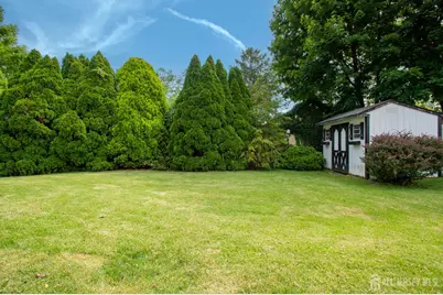 4 Madeline Avenue, East Brunswick Township, NJ 08816 - Photo 3
