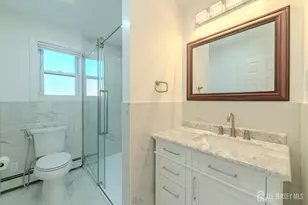 42 York Dr, Edison, NJ 08817 - Photo 23