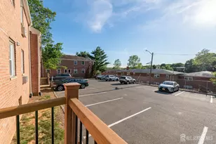 42 York Dr, Edison, NJ 08817 - Photo 27