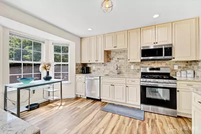 810 Plymouth Road, North Brunswick Township, NJ 08902 - Photo 17