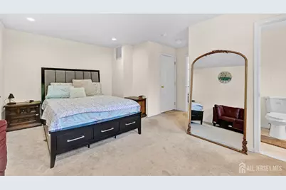 810 Plymouth Road, North Brunswick Township, NJ 08902 - Photo 27