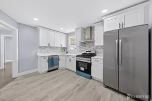 125 E Cherry St, Carteret, NJ 07008 - Photo 7