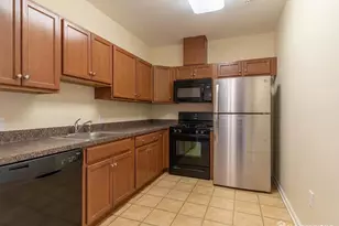 534 Doral Ct, Piscataway Township, NJ 08854 - Photo 7