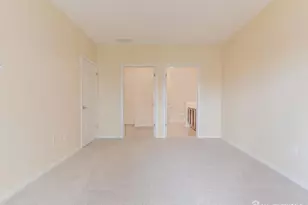 534 Doral Ct, Piscataway Township, NJ 08854 - Photo 11
