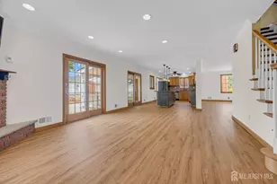 137 Woodland Ave, Fords, NJ 08863 - Photo 9