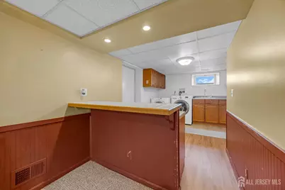 137 Woodland Avenue, Fords, NJ 08863 - Photo 29