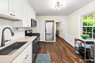 7 Pierrepont Ave, Middlesex, NJ 08846 - Photo 13