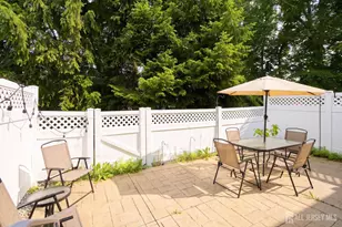 10 Burr Ct, Plainsboro Township, NJ 08536 - Photo 17