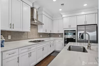 2 Vizcaya Drive, Monroe Township, NJ 08831 - Photo 7