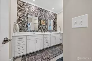 2 Vizcaya Dr, Monroe Township, NJ 08831 - Photo 25