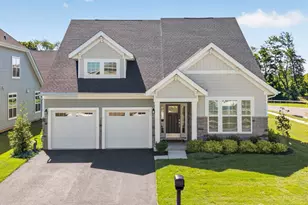 2 Vizcaya Dr, Monroe Township, NJ 08831 - Photo 3