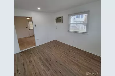 511 Leffert Street, South Amboy, NJ 08879 - Photo 7